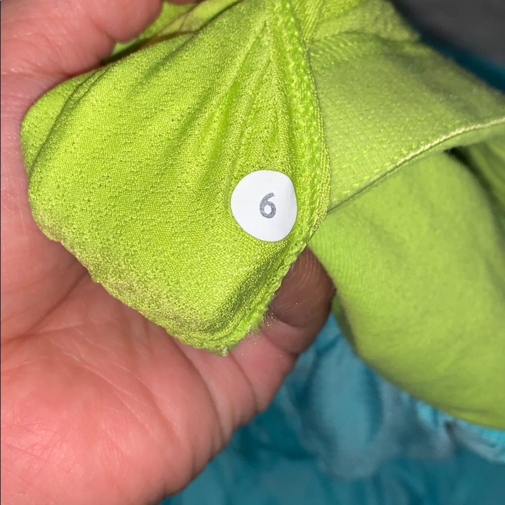 Lululemon bundle tops💙 - Picture 6 of 6